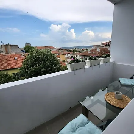 Sisi Art Apartman *